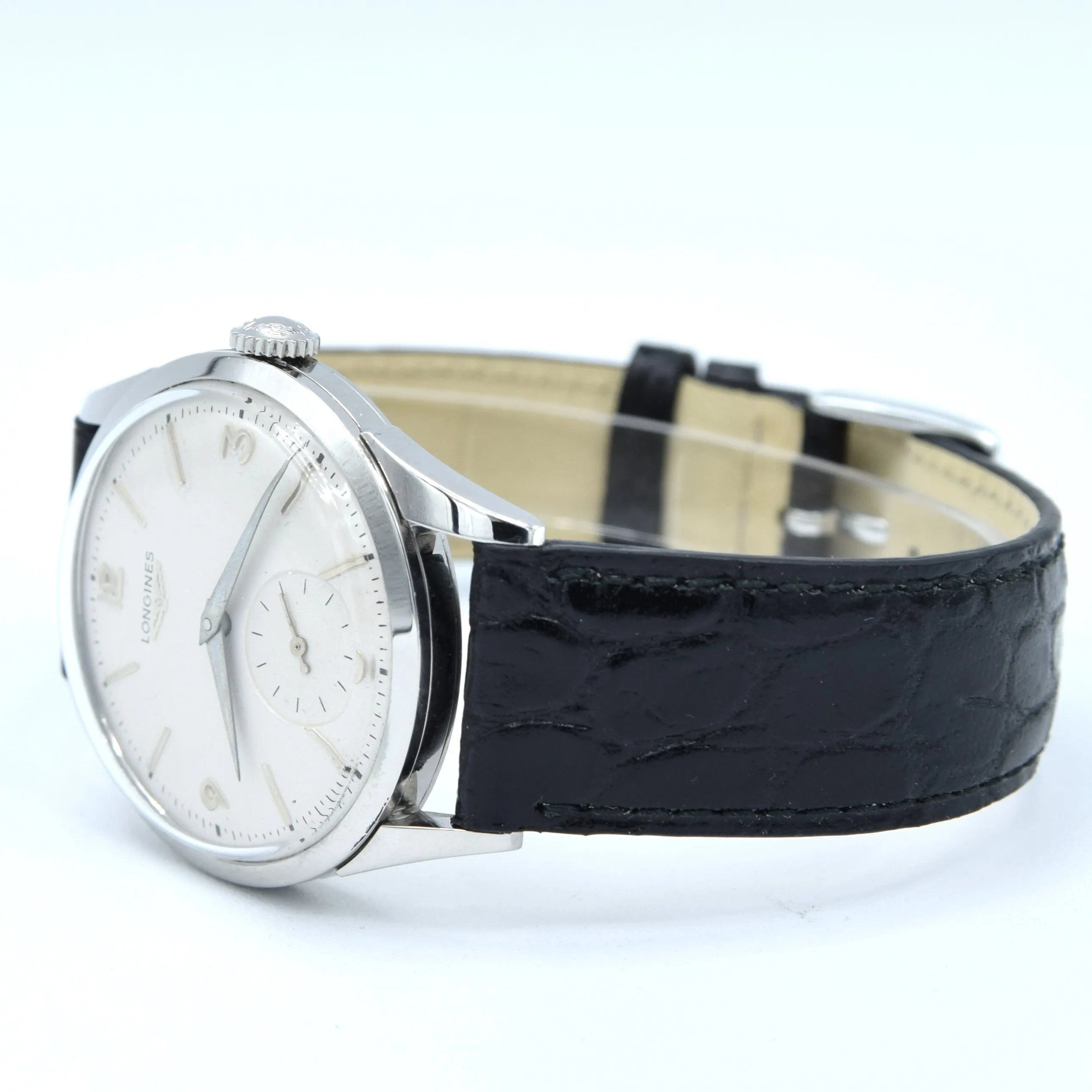 1956 Longines classic Manual Wind Wristwatch Model 6666 fully restored with renown Cal 12.68z