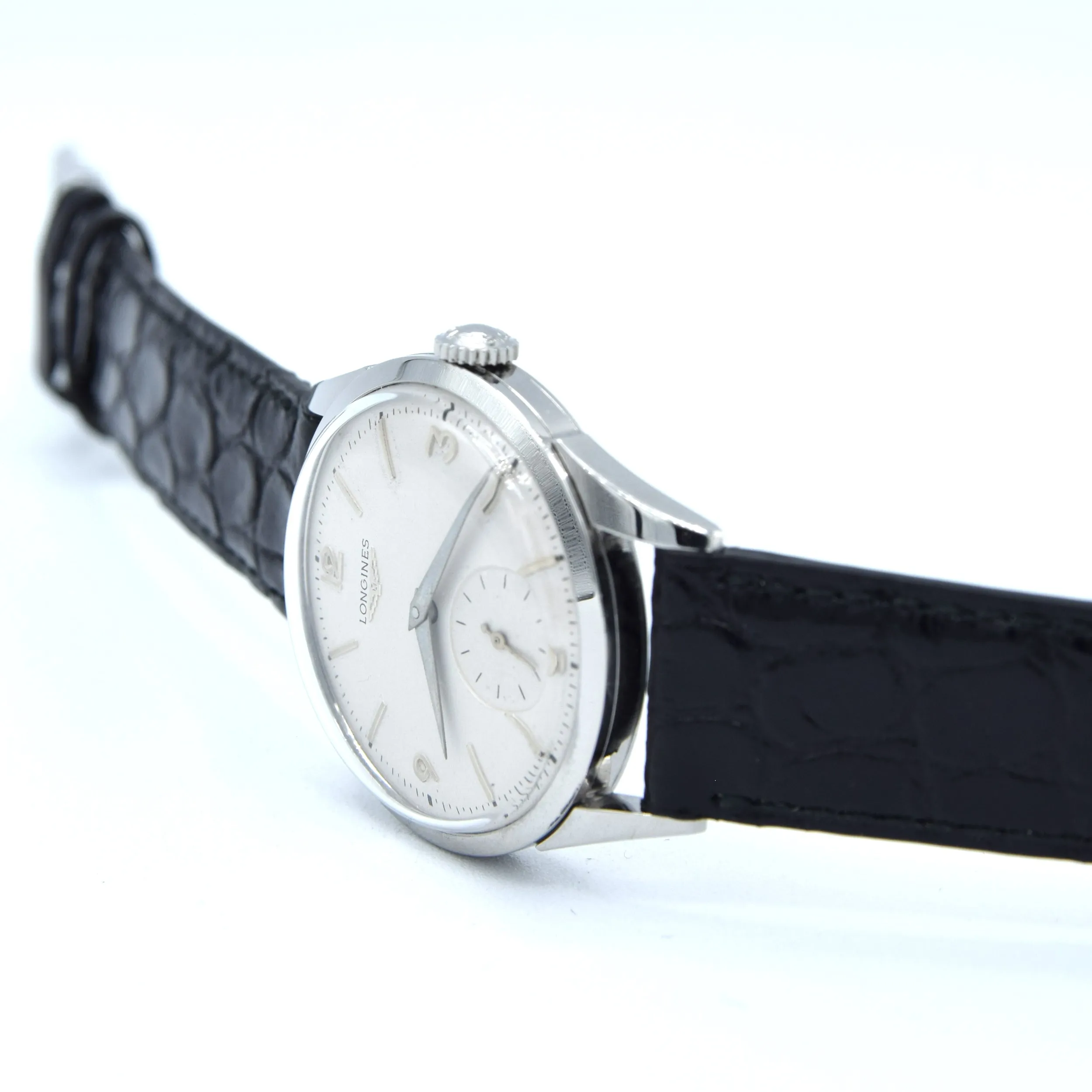 1956 Longines classic Manual Wind Wristwatch Model 6666 fully restored with renown Cal 12.68z