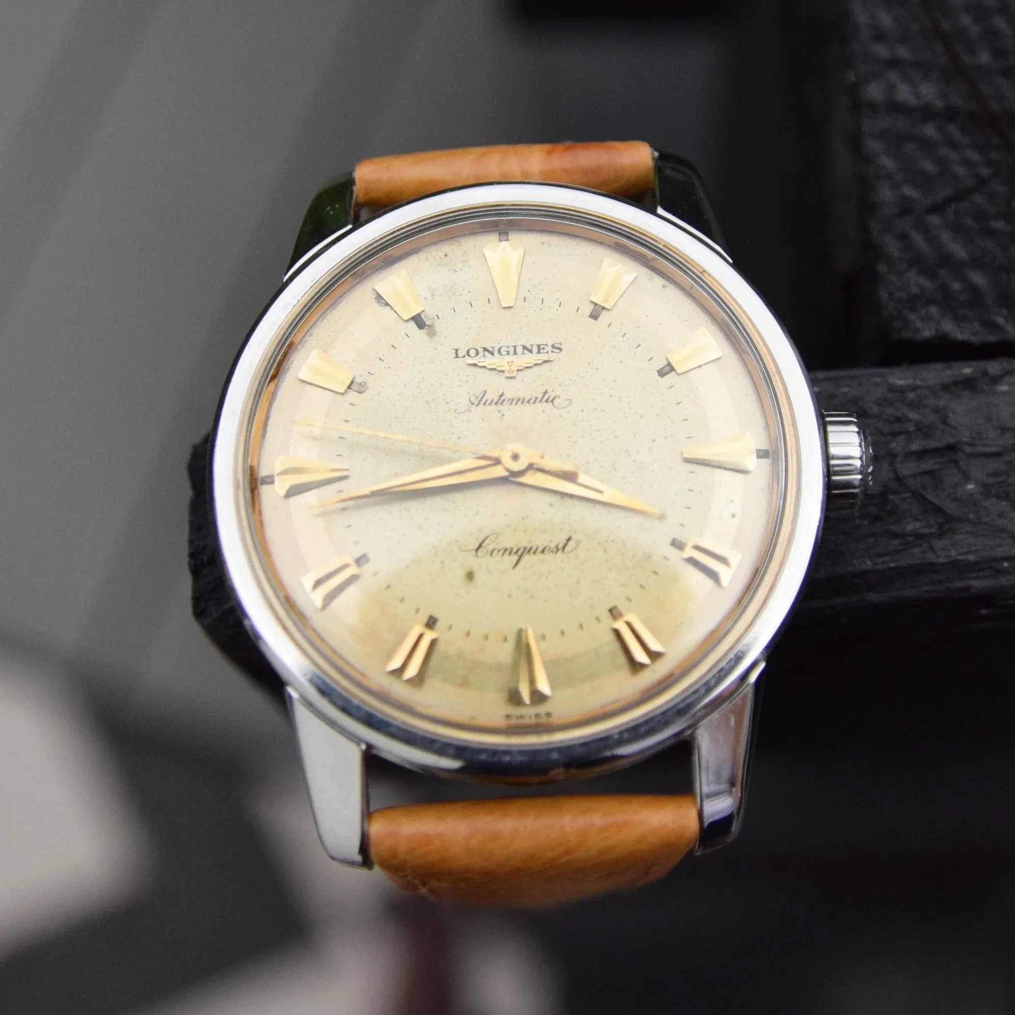 1957 Stunning Longines Conquest with Two Tone Dial Model 9000 in Stainless Steel