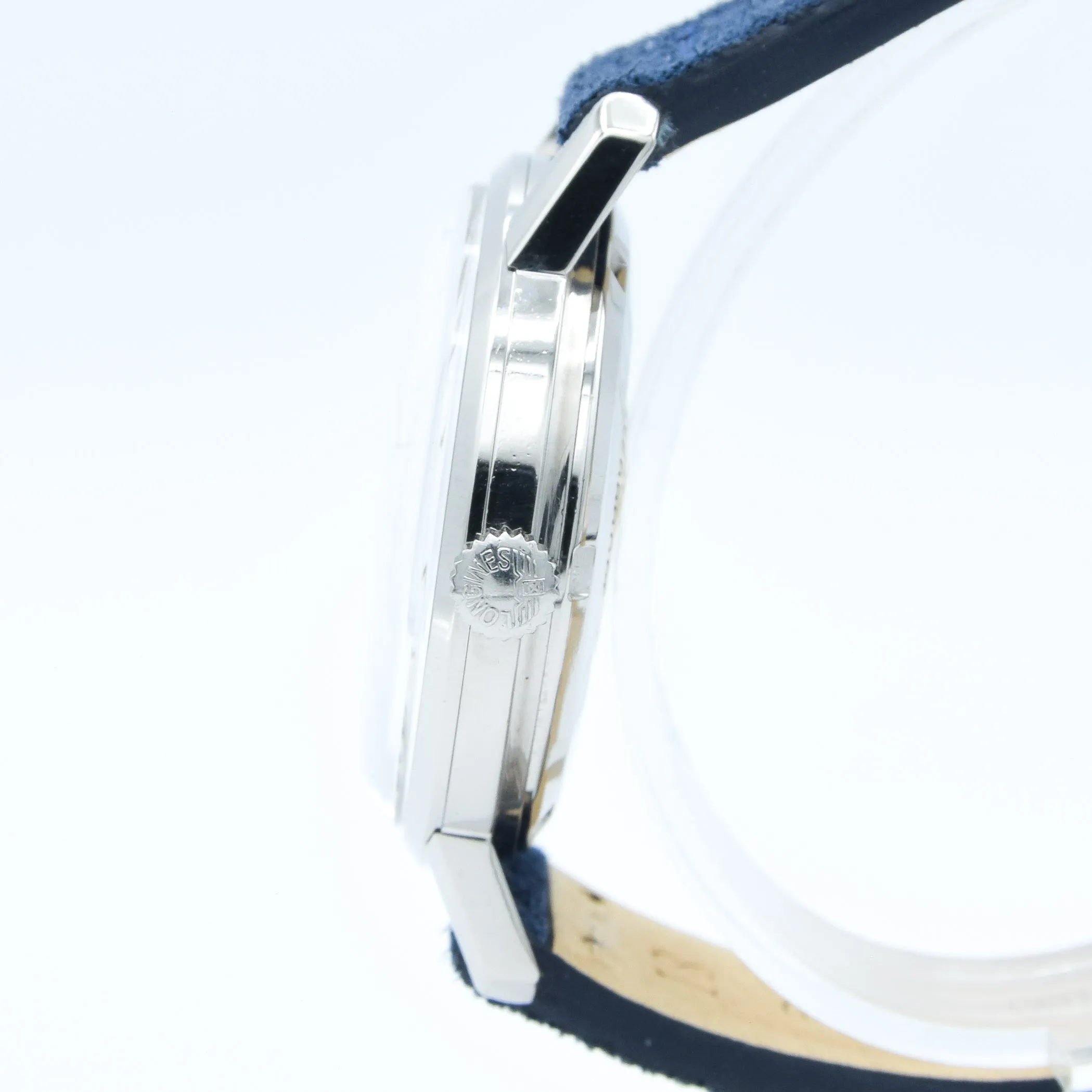 1961 Stunning Longines Flagship Automatic Date at 12 O'Clock Model 3106 in Stainless Steel