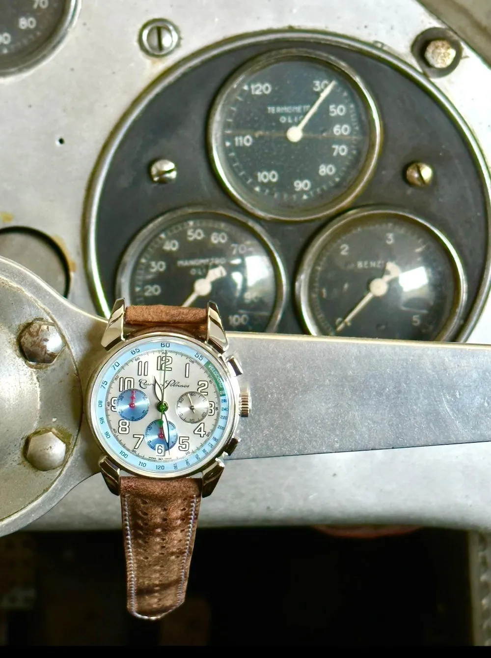 Cuervo y Sobrinos Historiador Nino Farina Limited Edition