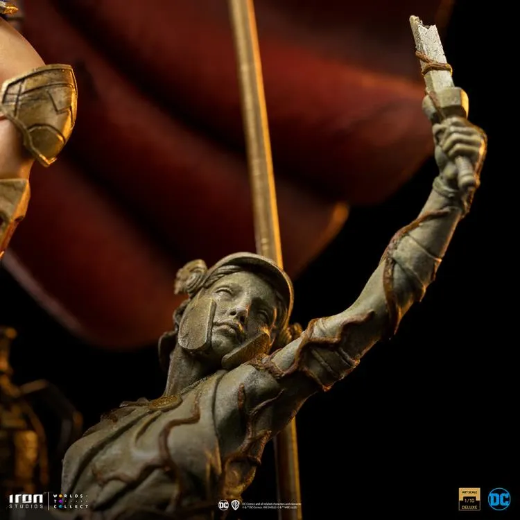 DC Comics Wonder Woman Unleashed 1/10 Deluxe Art Scale Limited Edition Statue BY IRON STUDIOS - BRAND DC COMICS