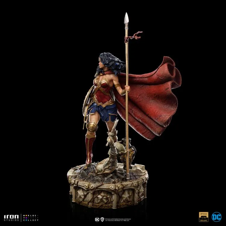 DC Comics Wonder Woman Unleashed 1/10 Deluxe Art Scale Limited Edition Statue BY IRON STUDIOS - BRAND DC COMICS