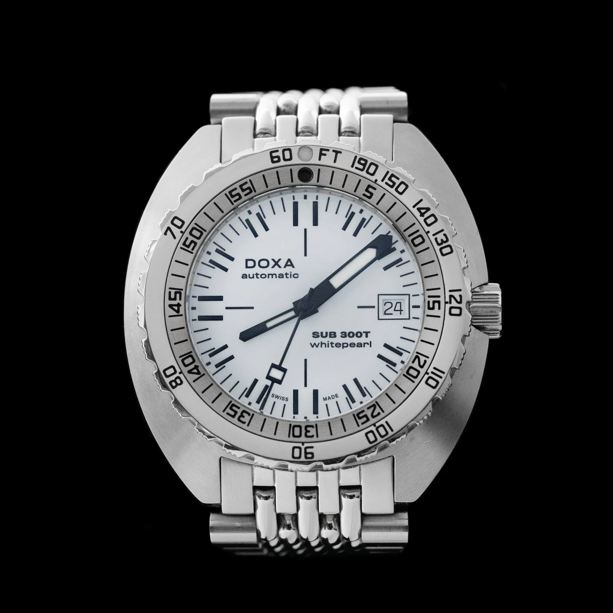 Doxa - 2022 Sub 300T Whitepearl