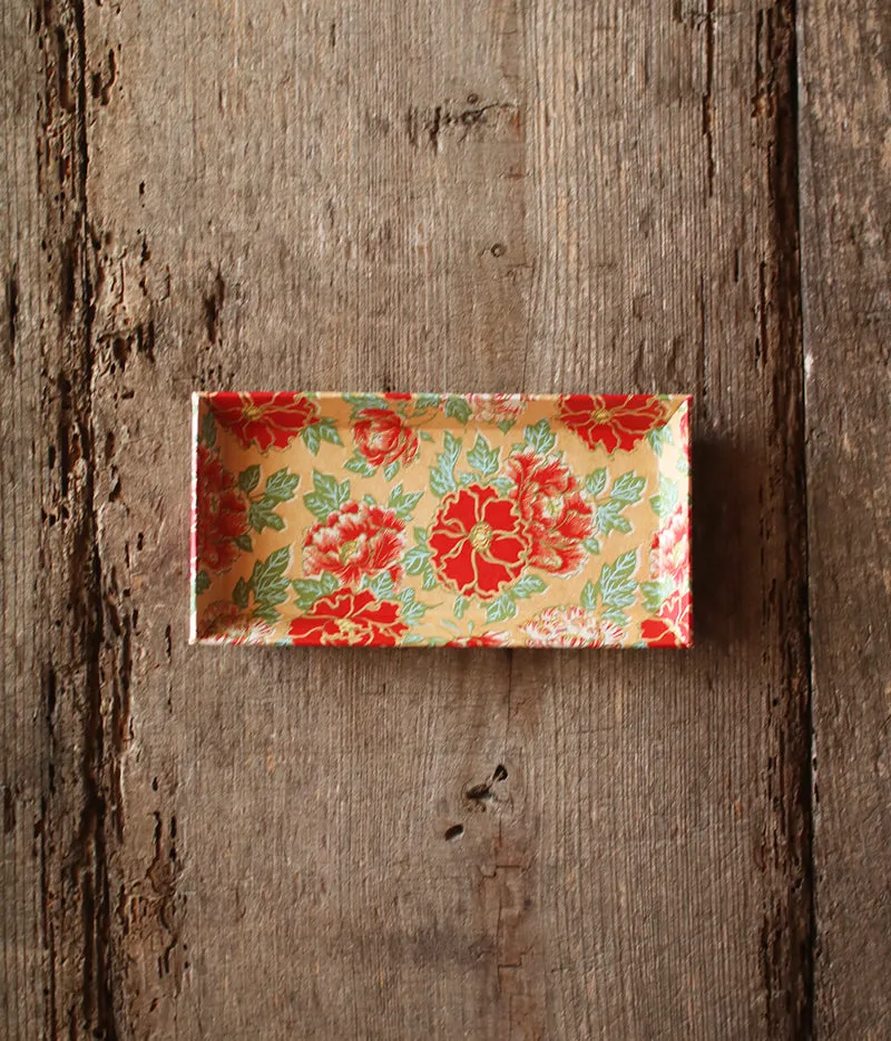 HAIBARA Chiyogami Paper Tray {Peony}