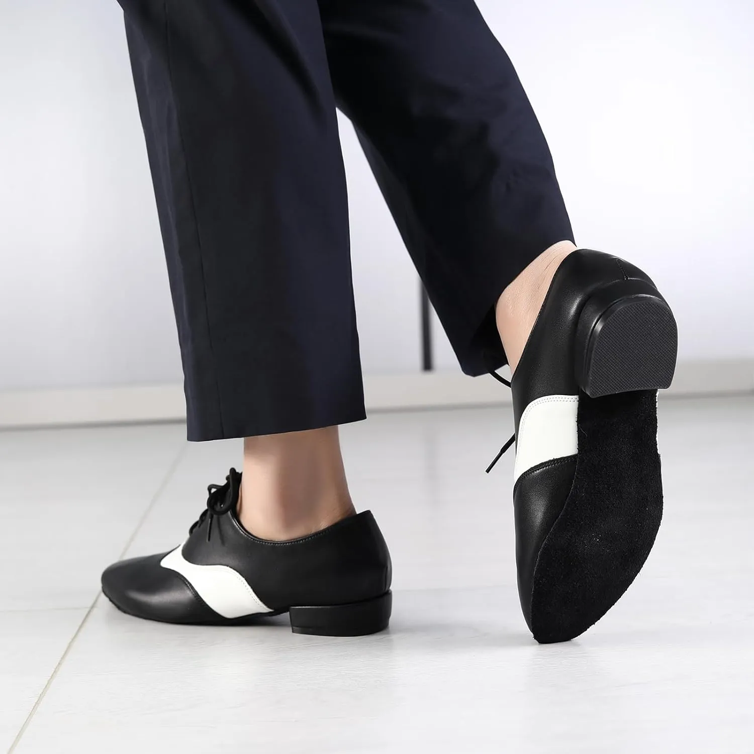 Men's Ballroom Dance Shoes Lace-up Low Heel Latin Salsa Tango Modern Character Practice