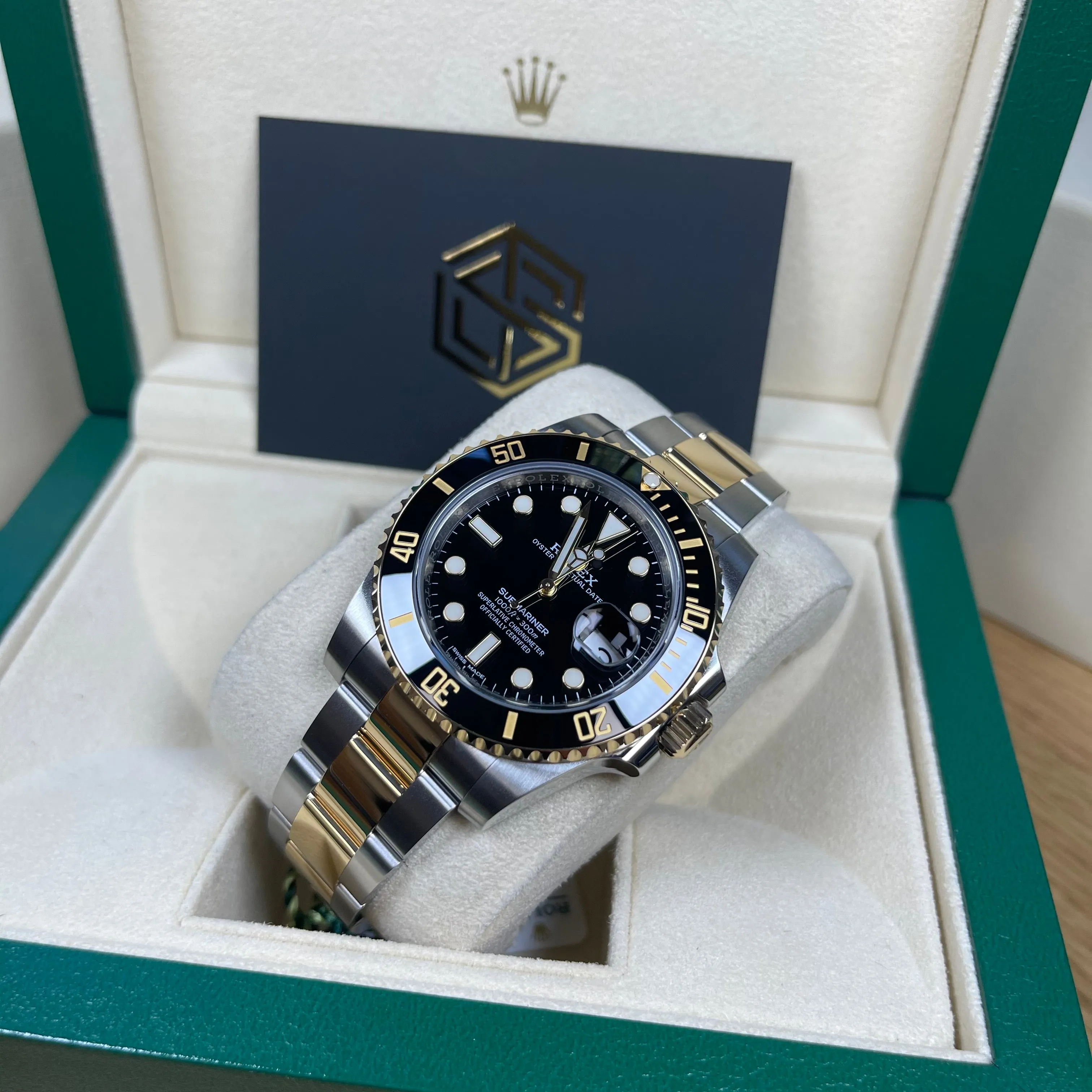 Rolex Submariner Date 116613LN Bi-Metal Excellent Condition 2017 Full Set Watch