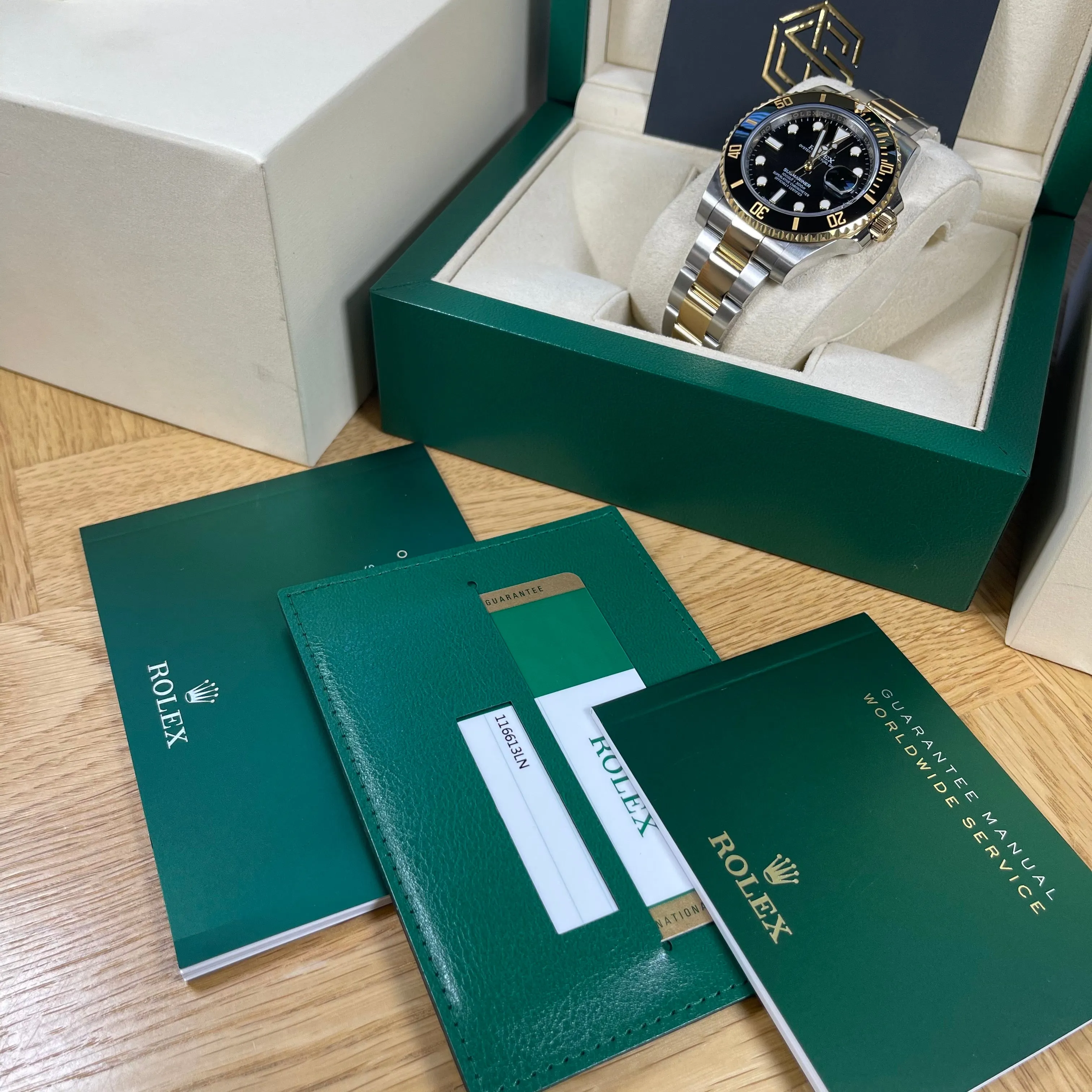 Rolex Submariner Date 116613LN Bi-Metal Excellent Condition 2017 Full Set Watch